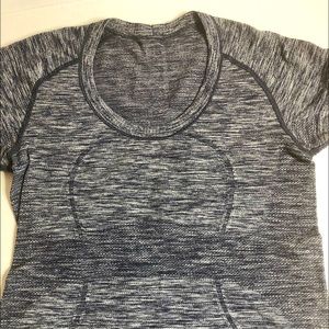 Lululemon athletic tshirt